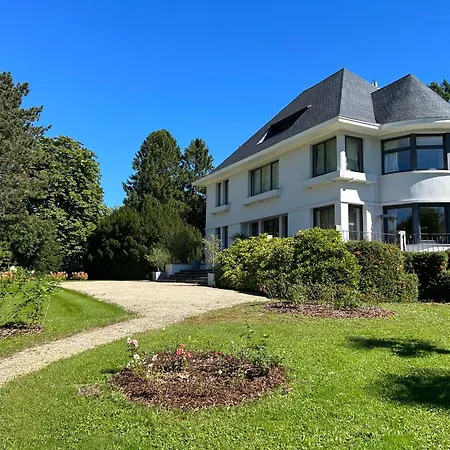 Des Claires Maison d'hôtes Lasne