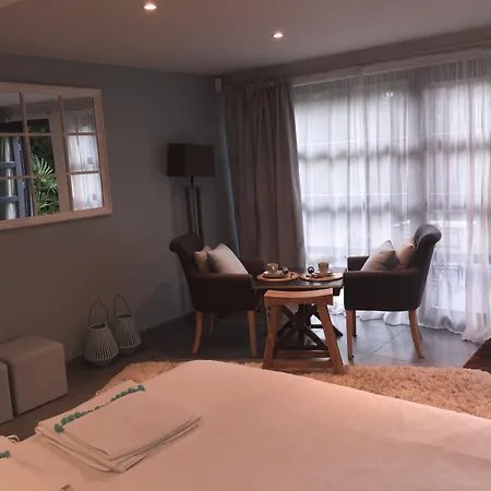 Des Claires Guest house