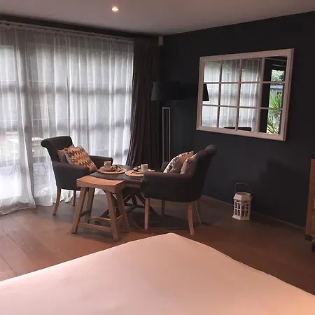 Des Claires Guest house
